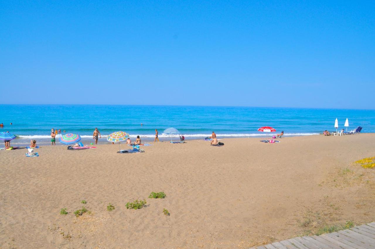 Natalia Apartment B With Panoramic Sea Views Of Agios Gordios Bay エクステリア 写真