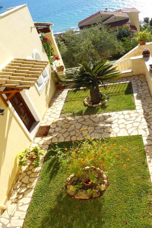 Natalia Apartment B With Panoramic Sea Views Of Agios Gordios Bay エクステリア 写真