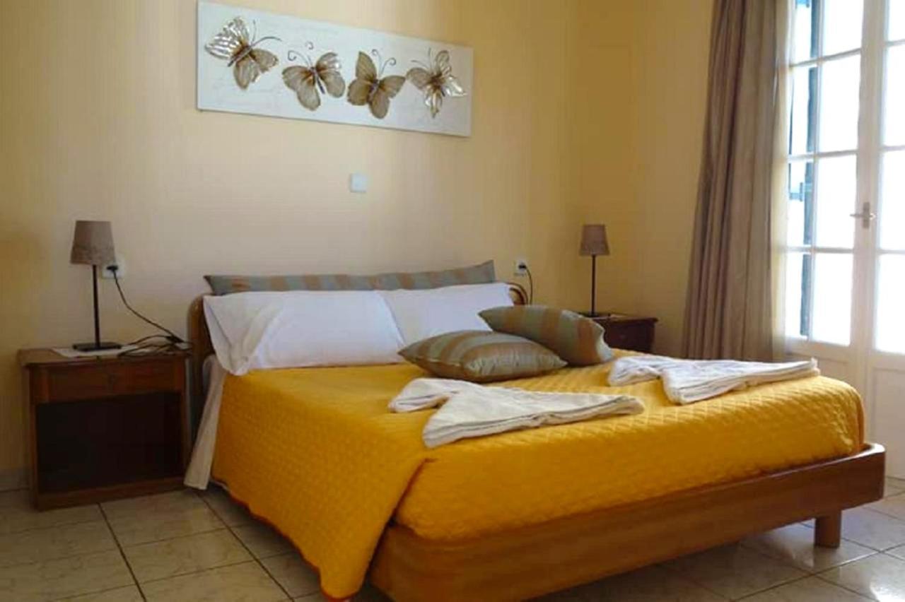 Natalia Apartment B With Panoramic Sea Views Of Agios Gordios Bay エクステリア 写真